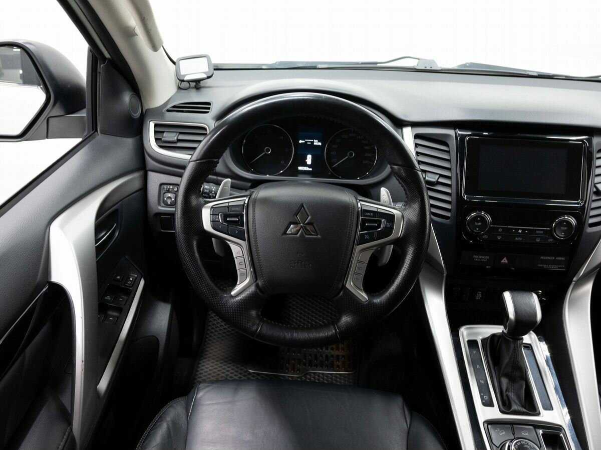 Купить Mitsubishi Pajero Sport с пробегом. Фото: #13