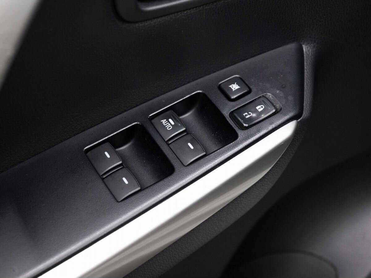 Купить Mitsubishi Pajero Sport с пробегом. Фото: #17