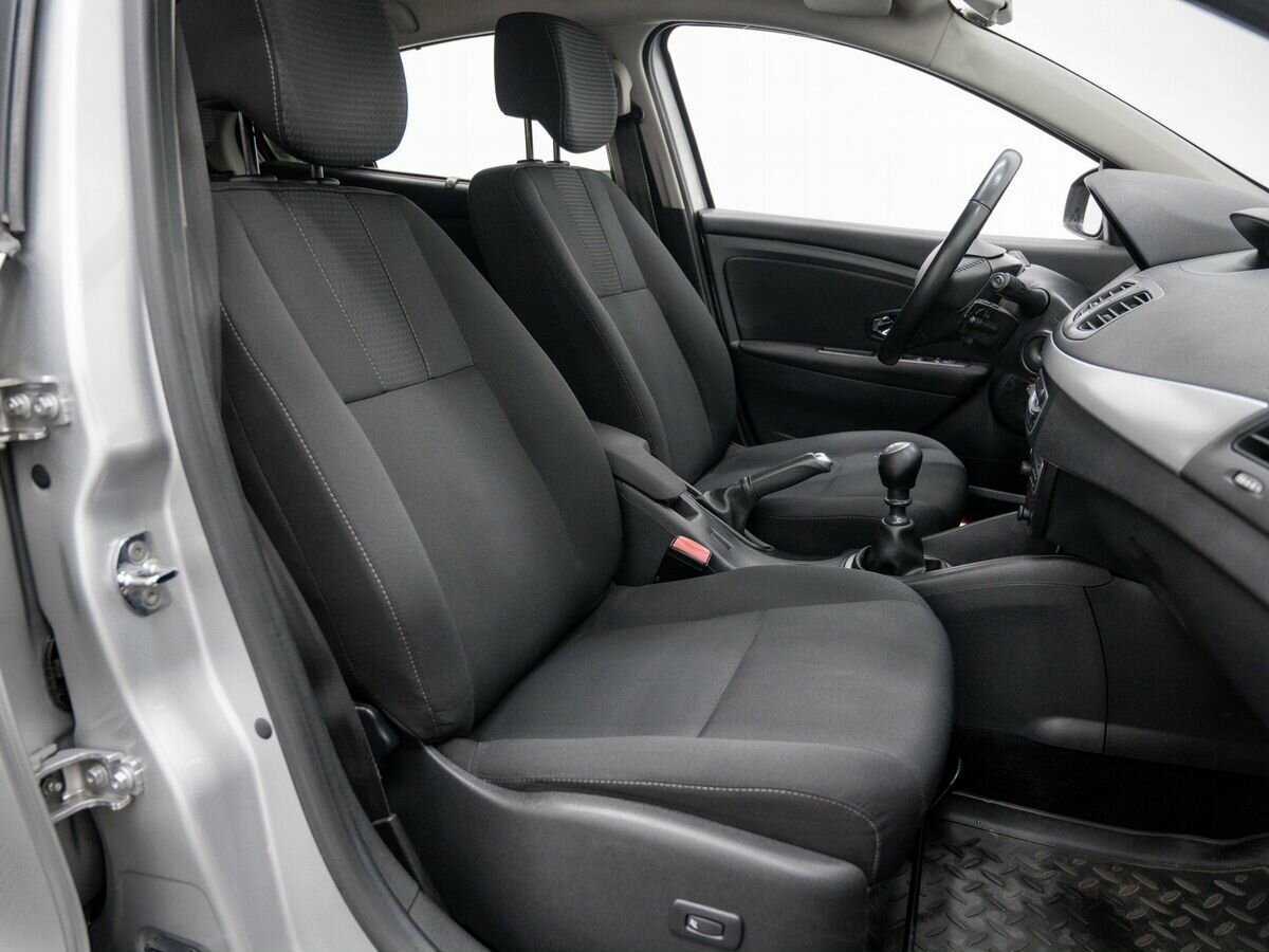 Купить Renault Fluence с пробегом. Фото: #7