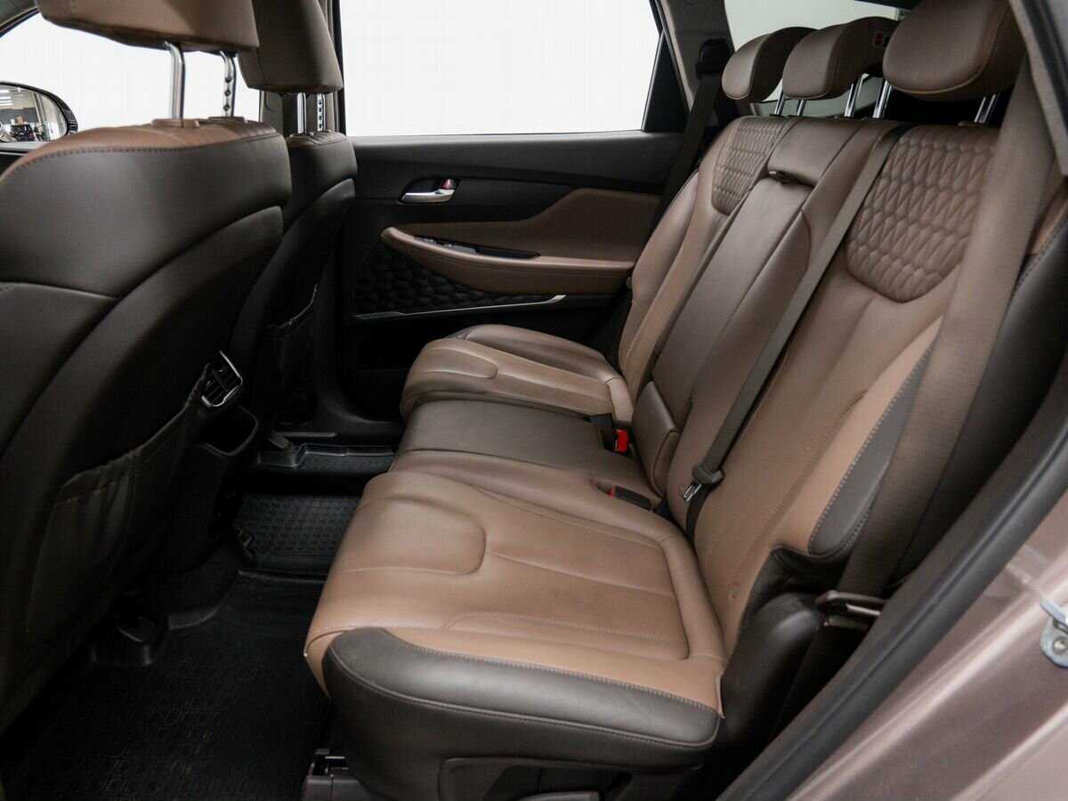 Купить Hyundai Santa Fe с пробегом. Фото: #12