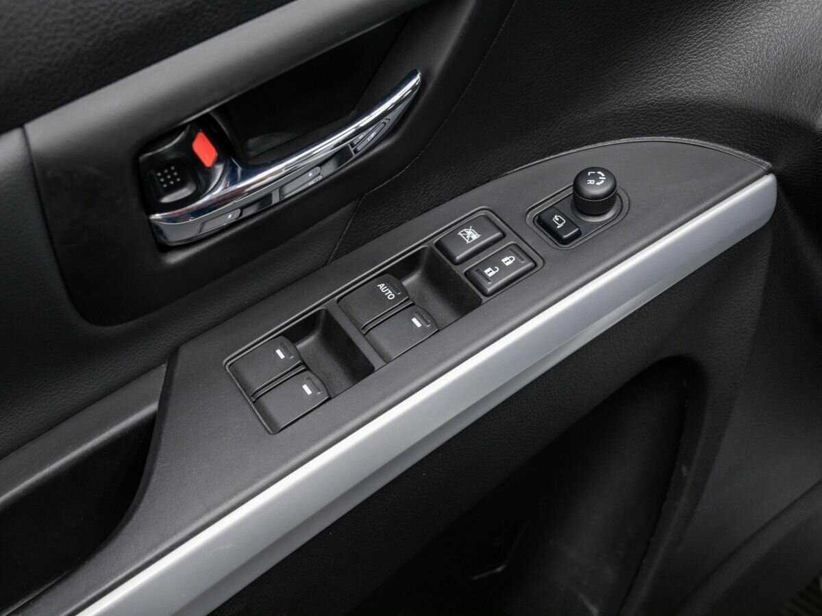 Продажа Б/У Сузуки С-Икс4. Фото: #14