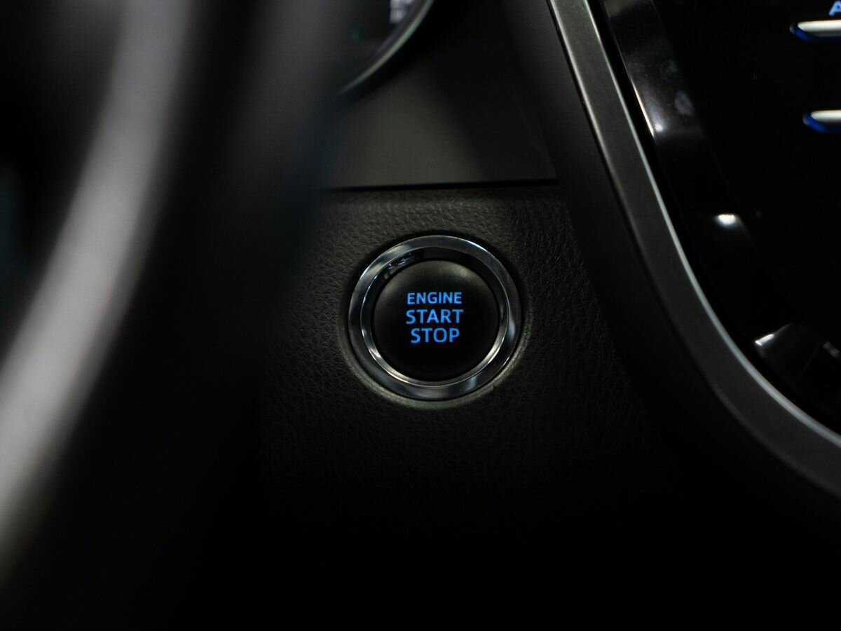 Купить Toyota Camry с пробегом. Фото: #12