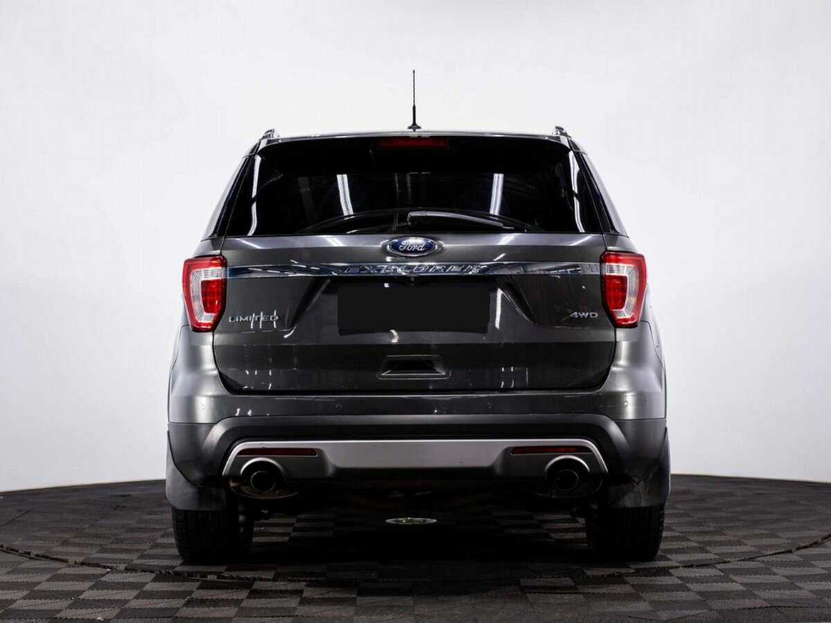 Купить Ford Explorer с пробегом. Фото: #4