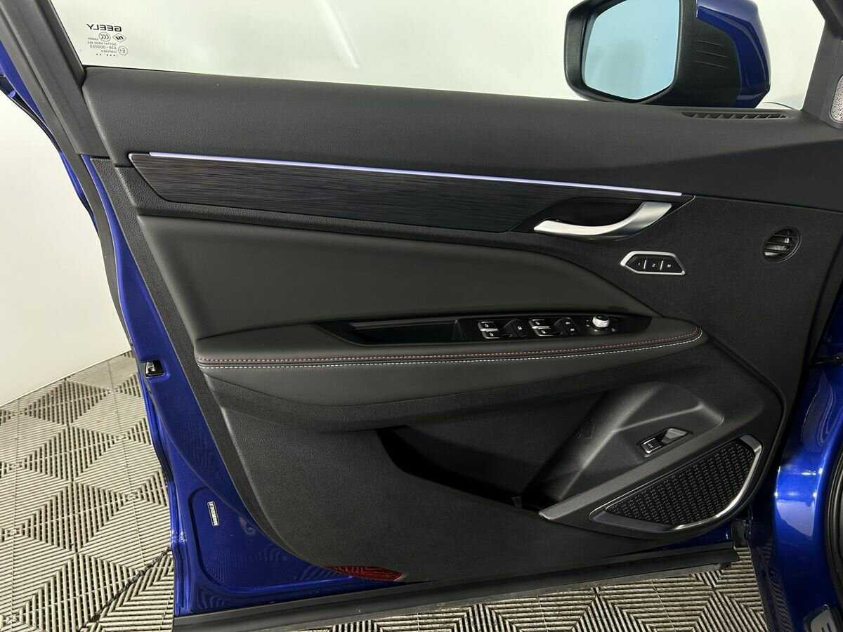 Купить Geely Tugella с пробегом. Фото: #5