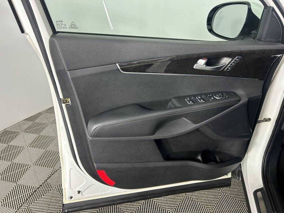 Купить Kia Sorento с пробегом. Фото: #7
