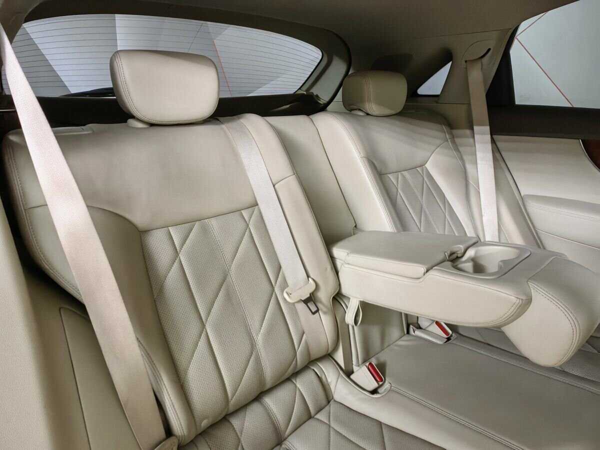 Купить Infiniti FX с пробегом. Фото: #12