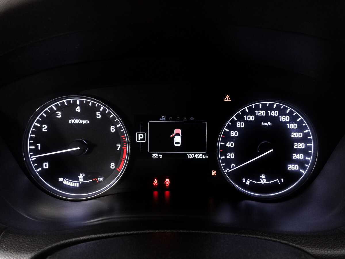 Купить Hyundai Genesis с пробегом. Фото: #10