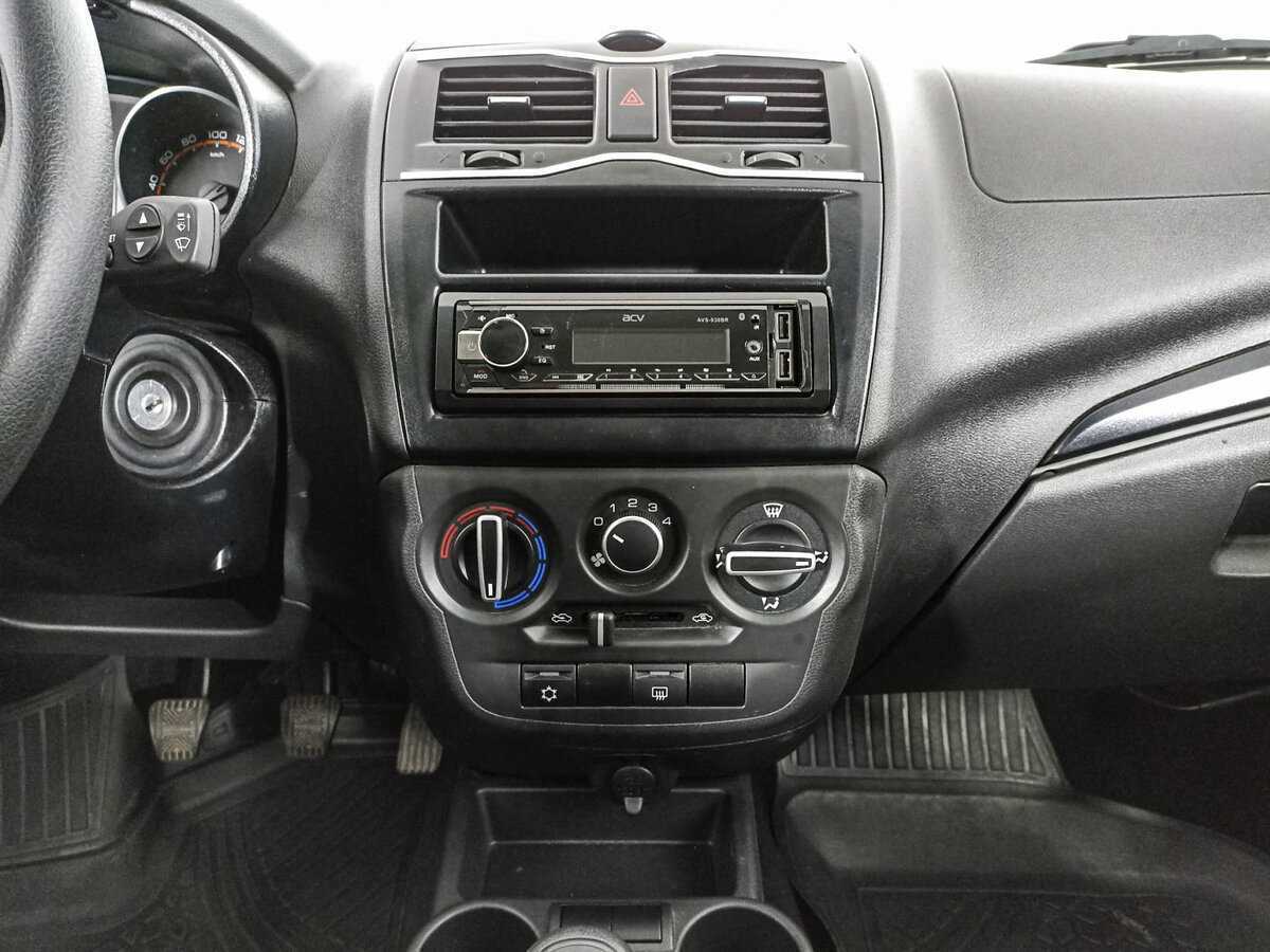 Купить Lada (ВАЗ) Granta с пробегом. Фото: #12