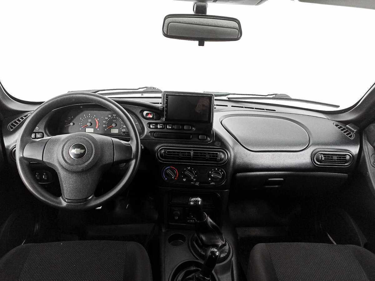 Купить Chevrolet Niva с пробегом. Фото: #9