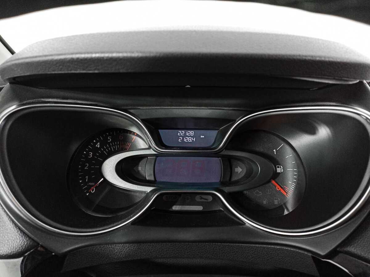 Купить Renault Kaptur с пробегом. Фото: #10