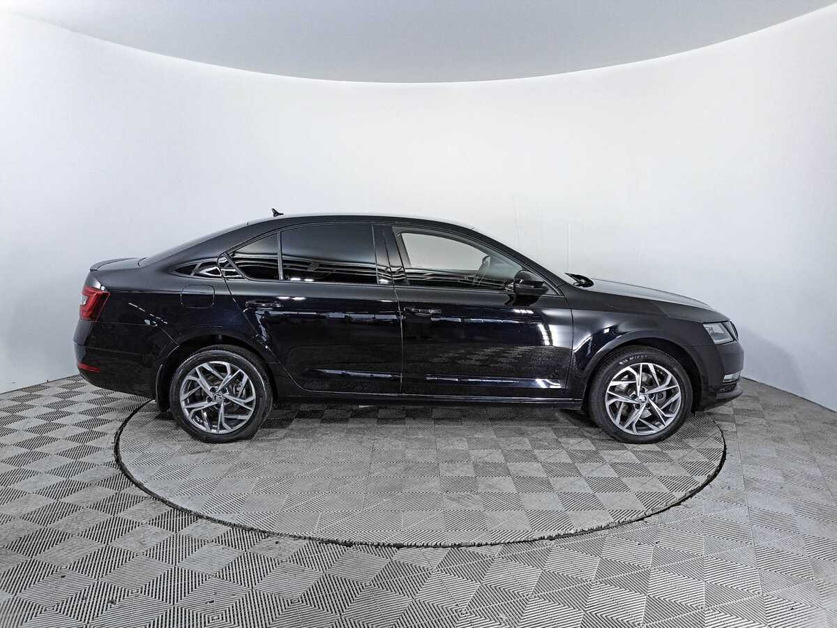 Купить Skoda Octavia с пробегом. Фото: #3