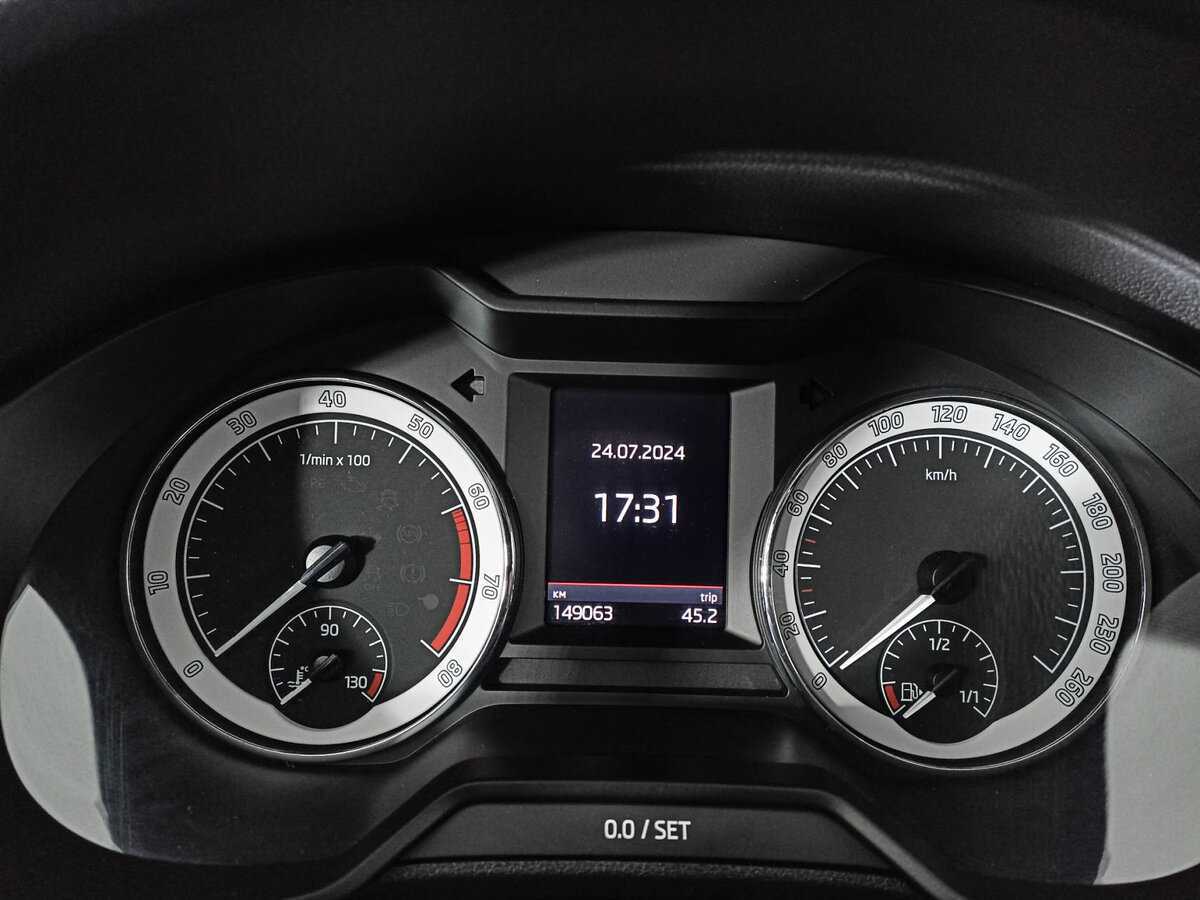 Купить Skoda Octavia с пробегом. Фото: #10