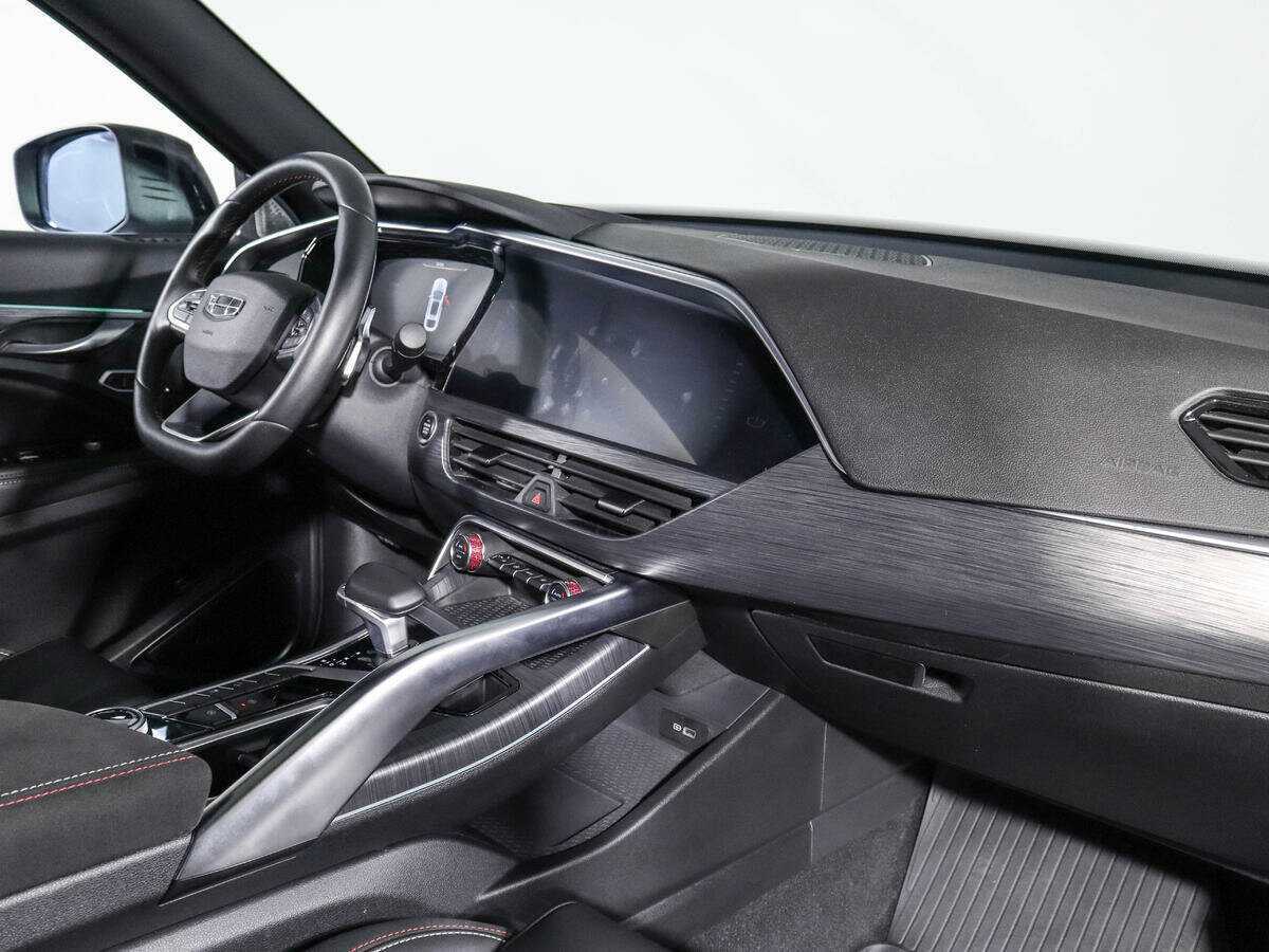 Купить Geely Tugella с пробегом. Фото: #7