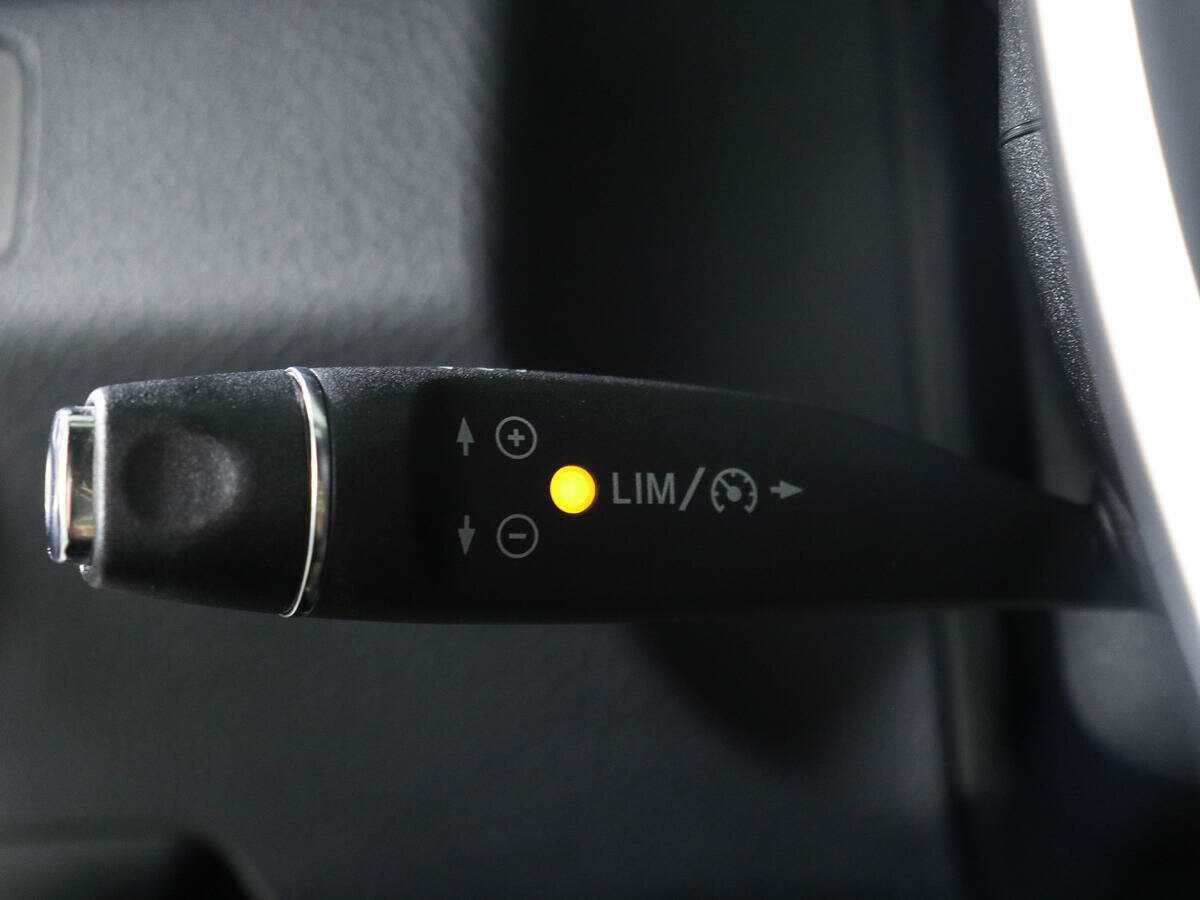 Купить Mercedes-Benz E-Класс с пробегом. Фото: #15