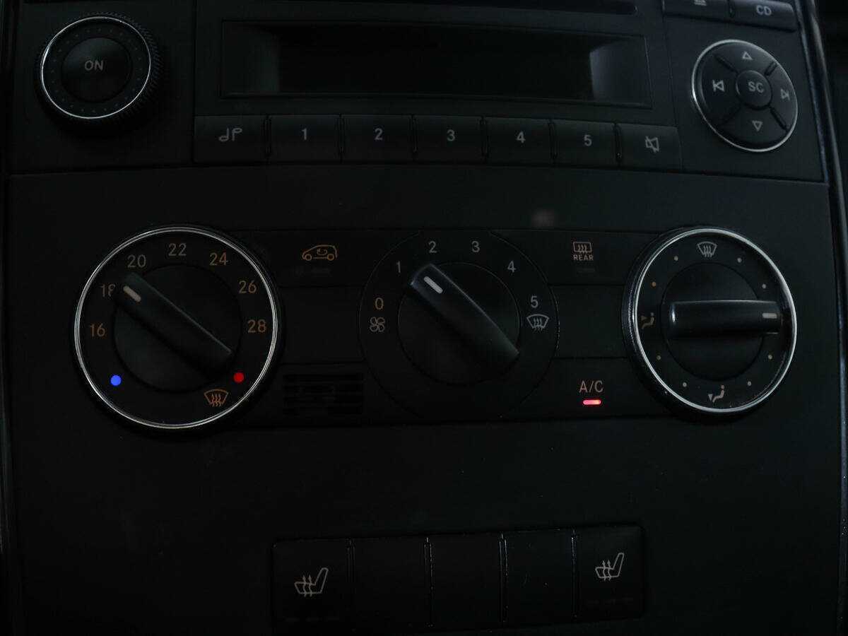 Купить Mercedes-Benz A-Класс с пробегом. Фото: #13