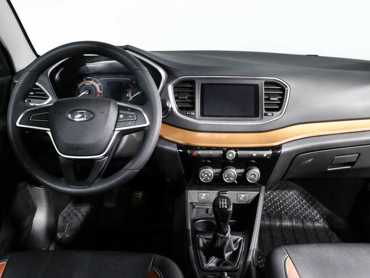 Купить Lada (ВАЗ) Vesta с пробегом. Фото: #9