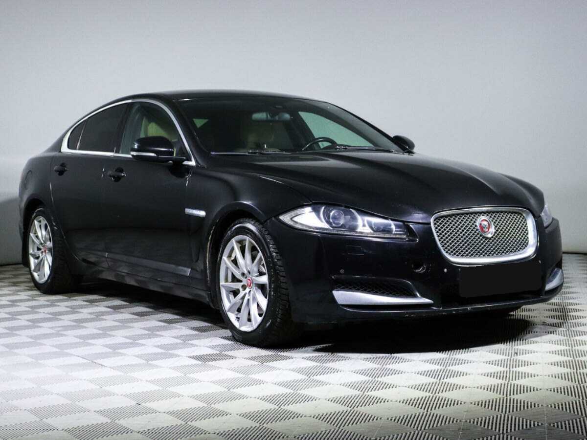 Купить Jaguar XF с пробегом. Фото: #2