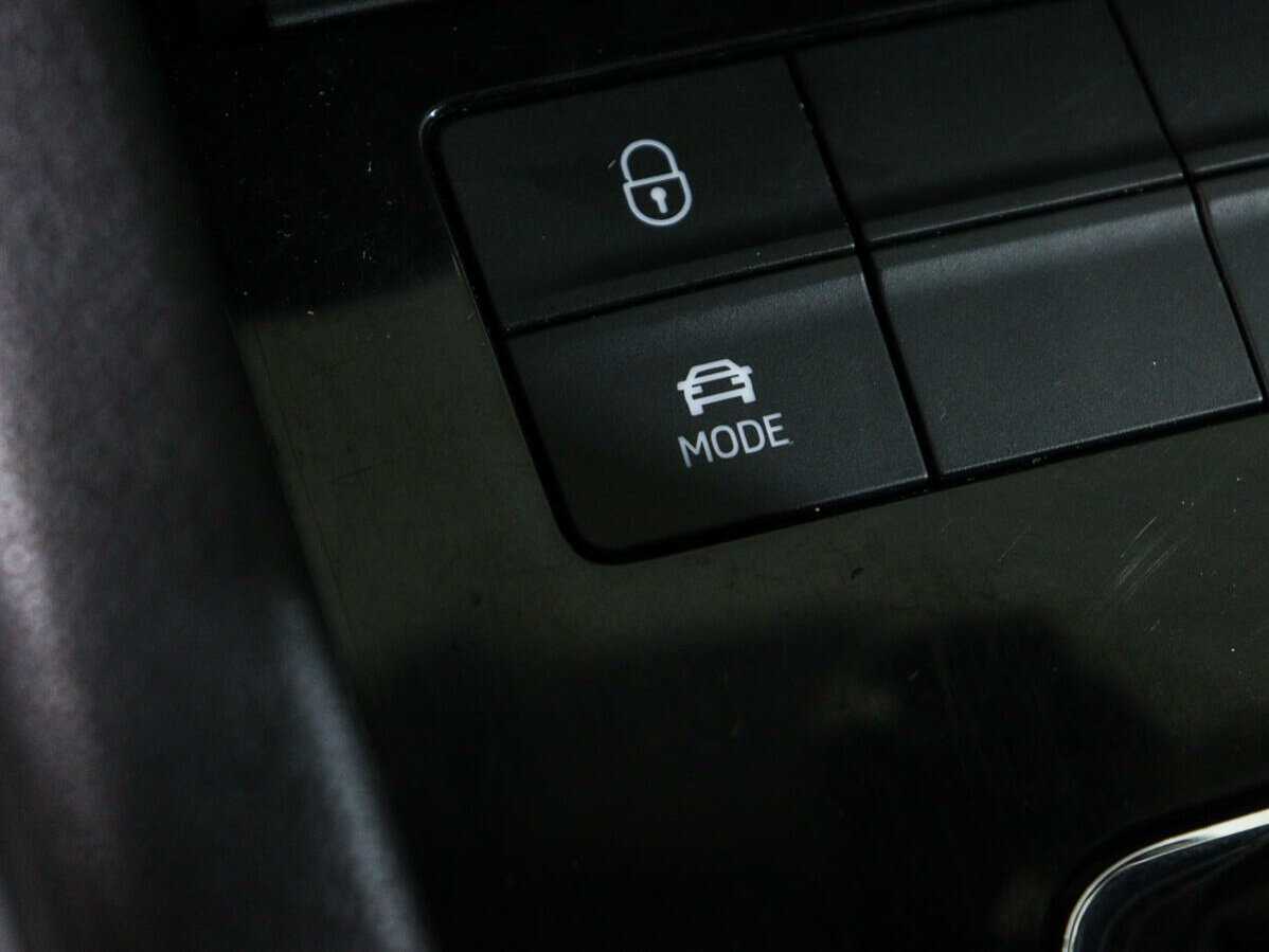 Купить Skoda Octavia с пробегом. Фото: #21