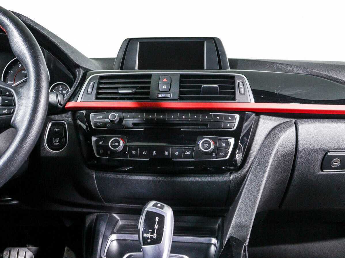 Купить BMW 3 серии с пробегом. Фото: #10