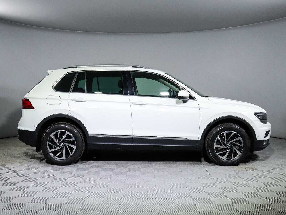 Купить Volkswagen Tiguan с пробегом. Фото: #3