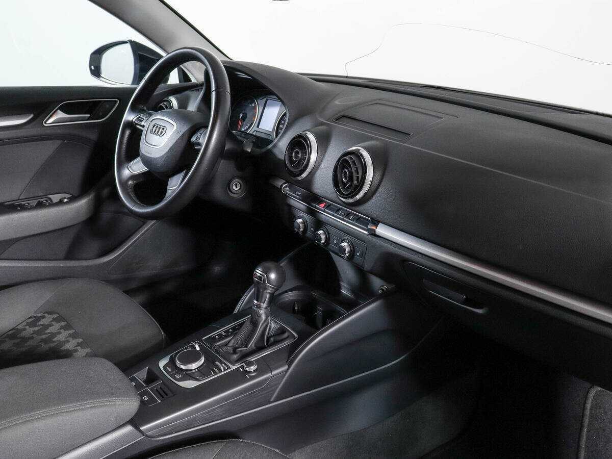 Купить Audi A3 с пробегом. Фото: #8