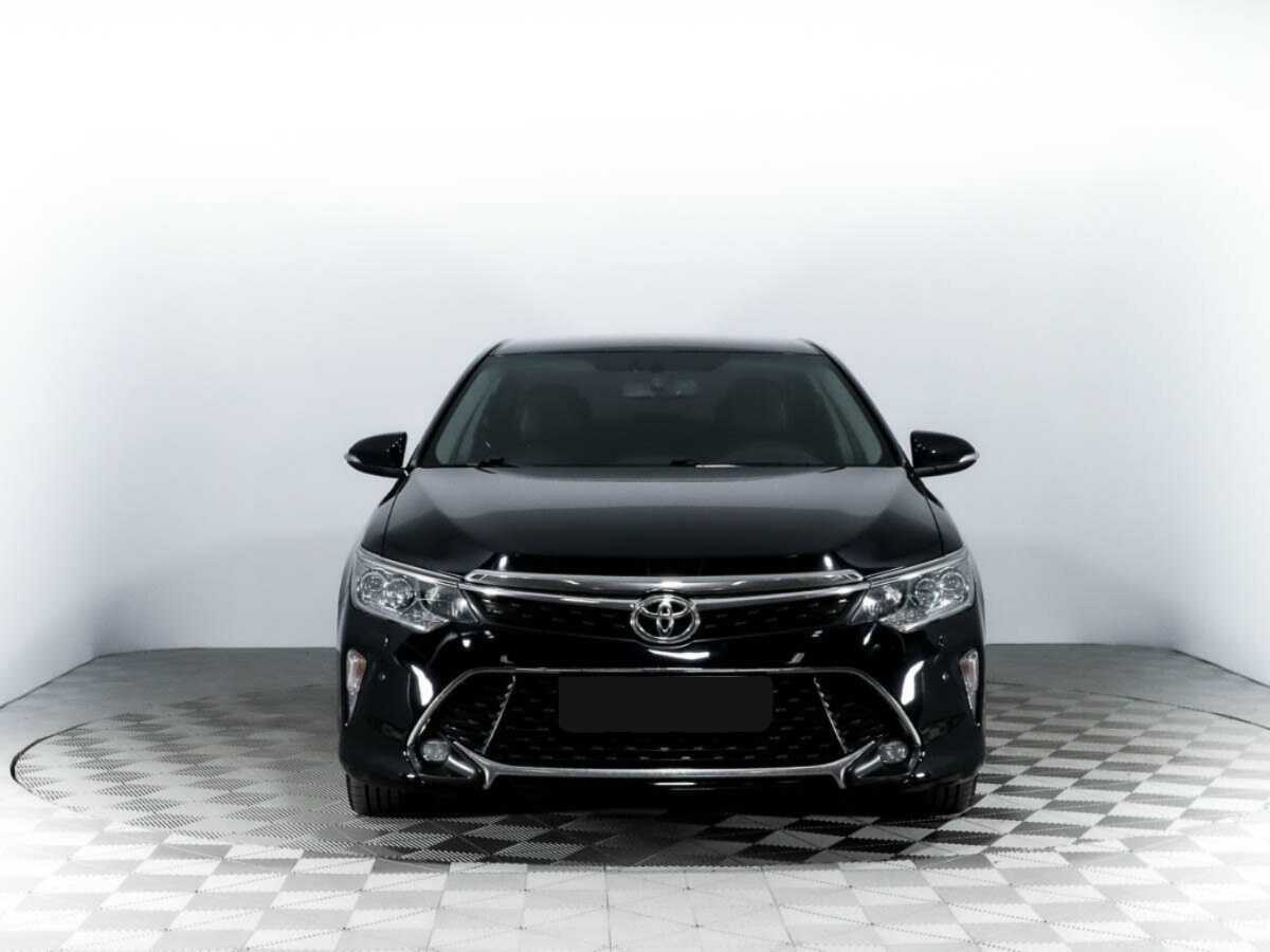 Купить Toyota Camry с пробегом. Фото: #1