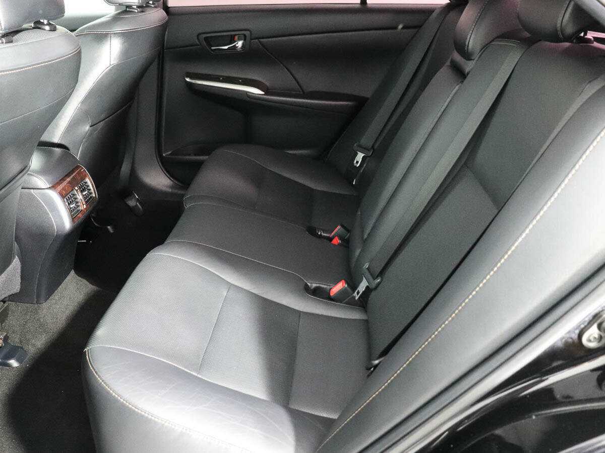 Купить Toyota Camry с пробегом. Фото: #10