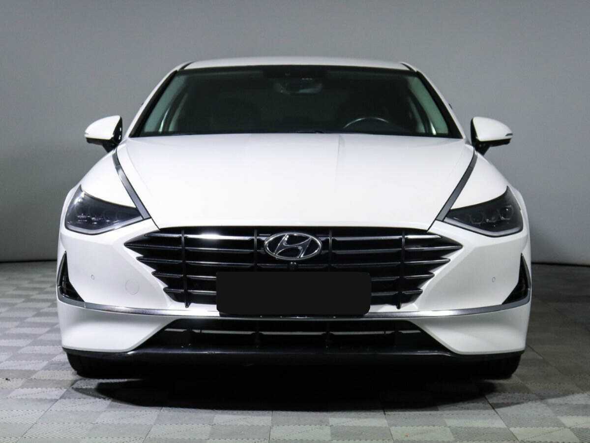 Купить Hyundai Sonata с пробегом. Фото: #1