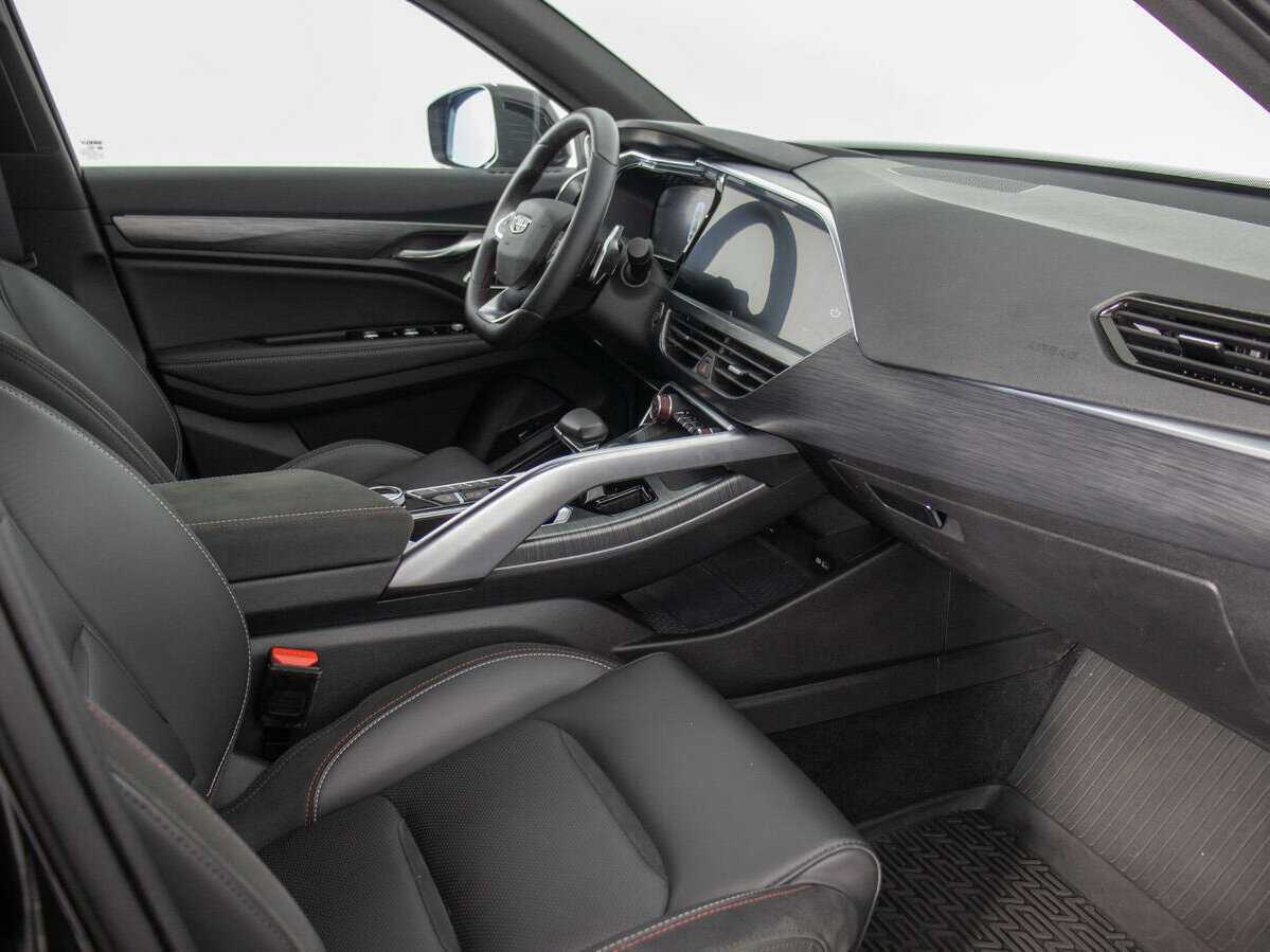 Купить Geely Tugella с пробегом. Фото: #8