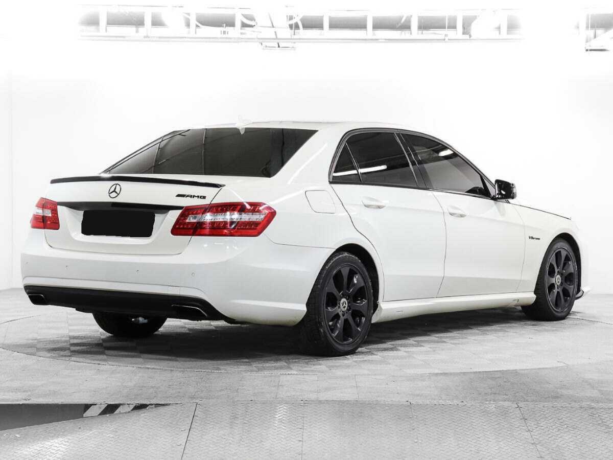 Купить Mercedes-Benz E-Класс с пробегом. Фото: #4