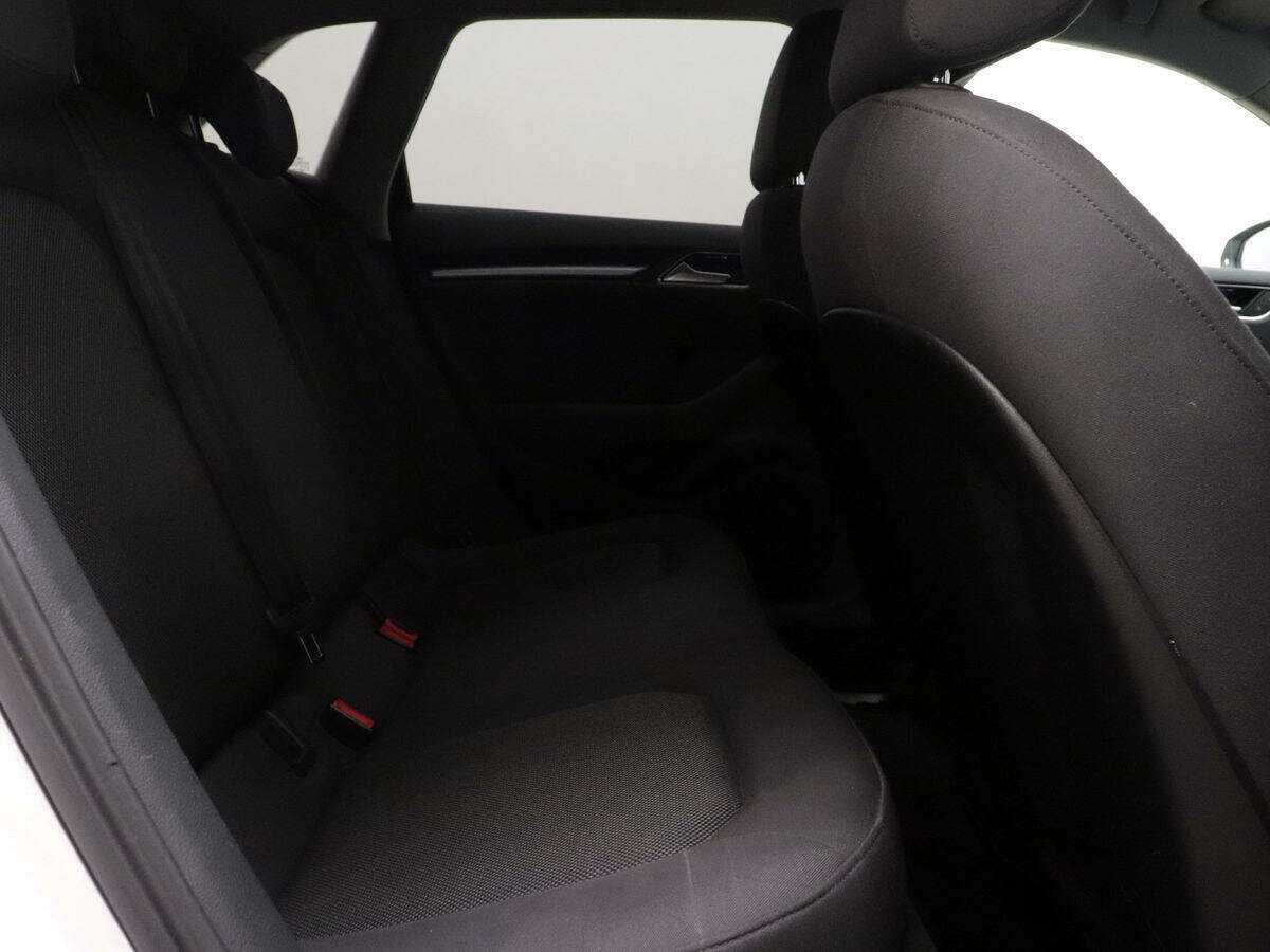 Купить Audi A3 с пробегом. Фото: #7