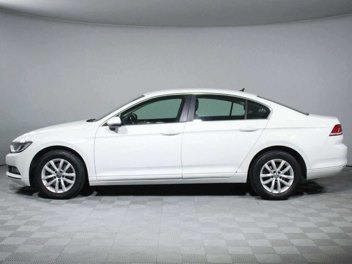 Купить Volkswagen Passat с пробегом. Фото: #7