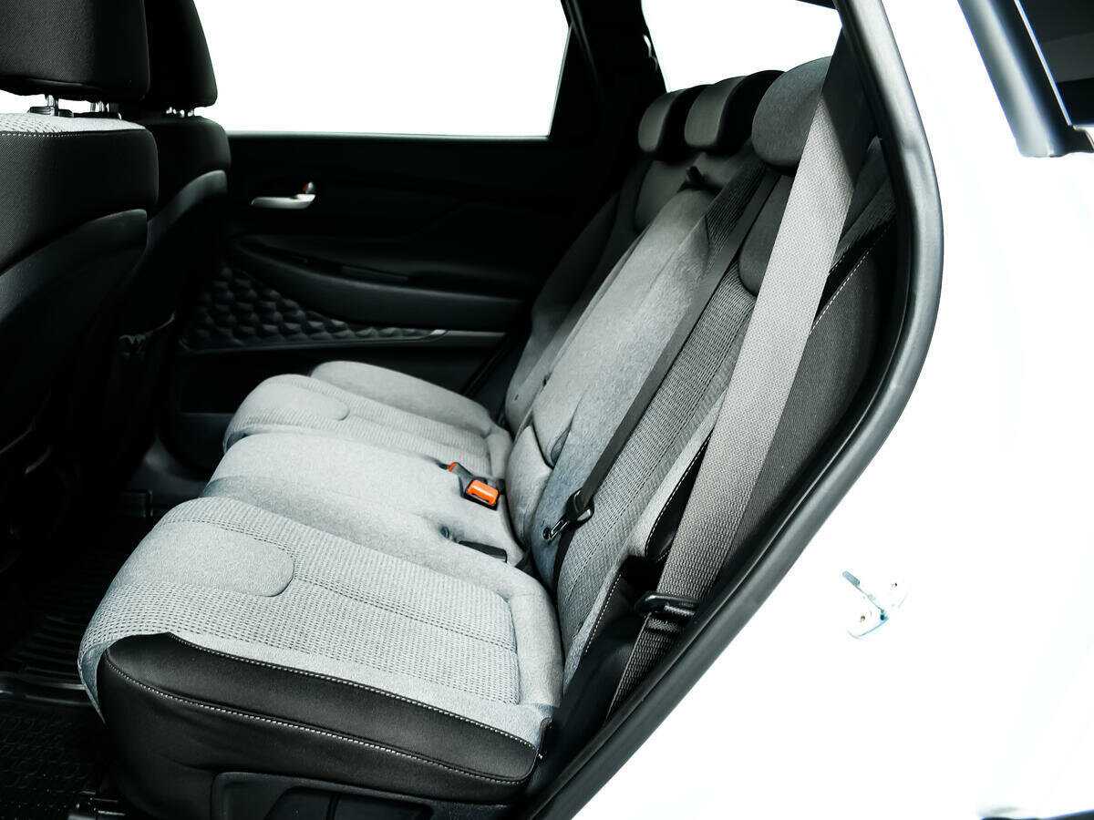Купить Hyundai Santa Fe с пробегом. Фото: #9