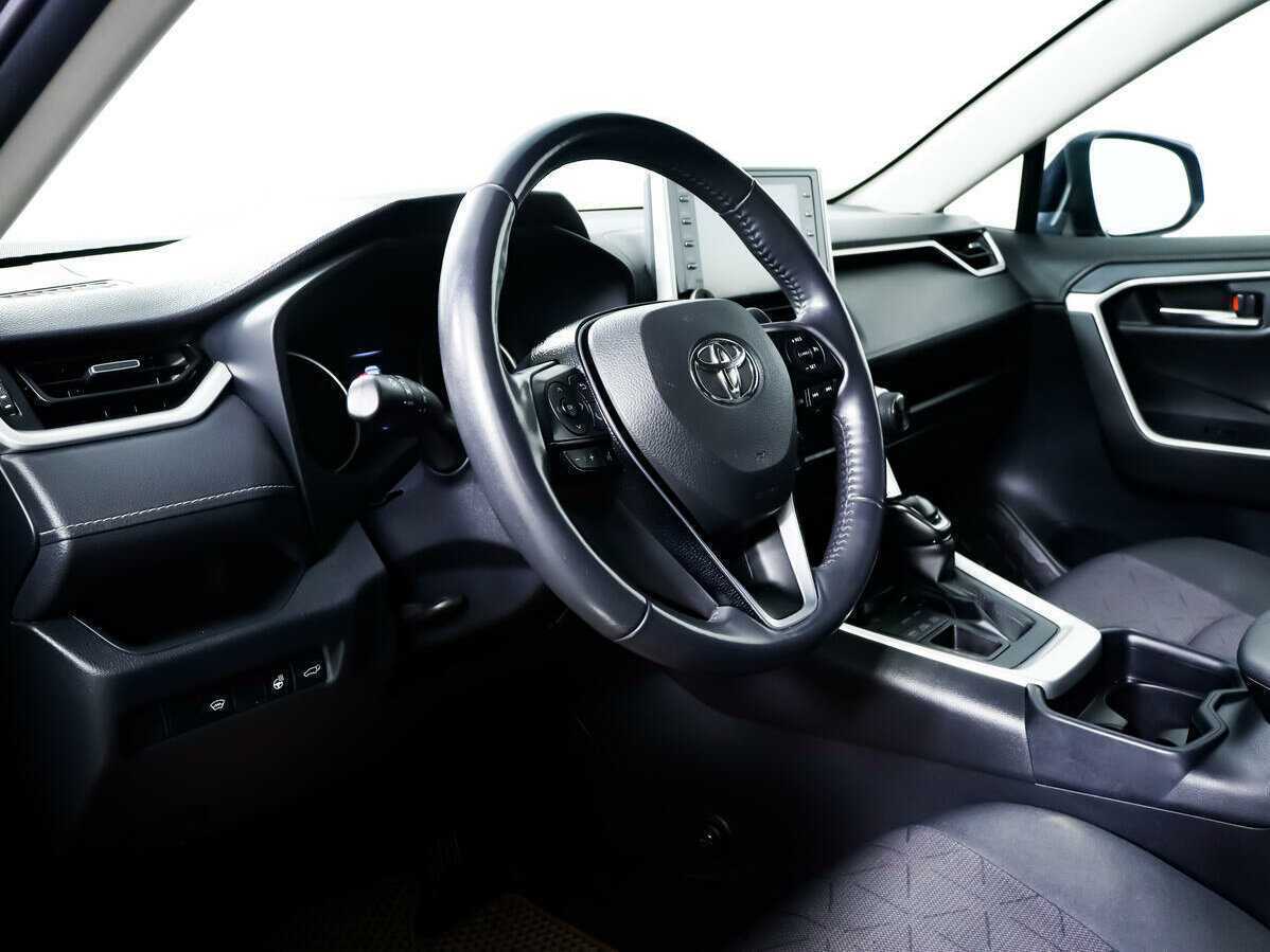 Купить Toyota RAV4 с пробегом. Фото: #12