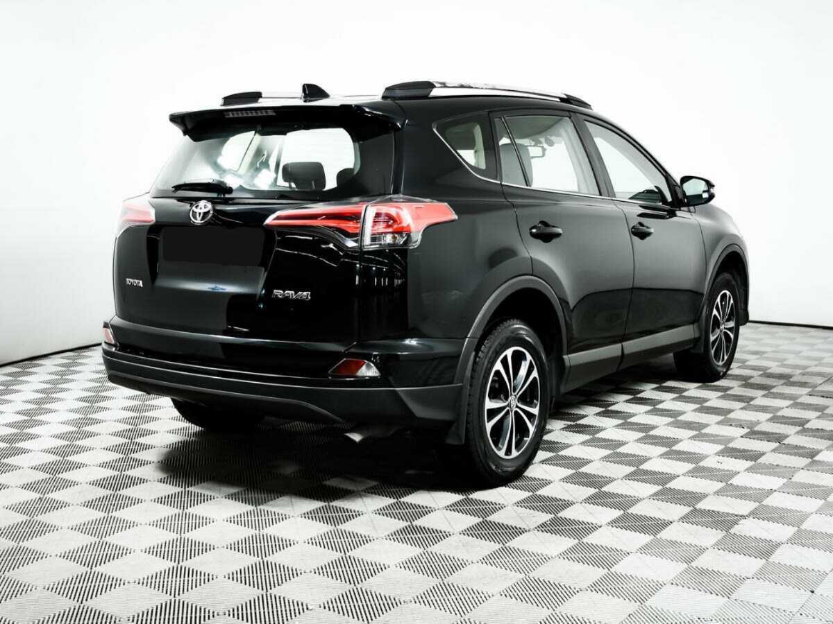 Купить Toyota RAV4 с пробегом. Фото: #4