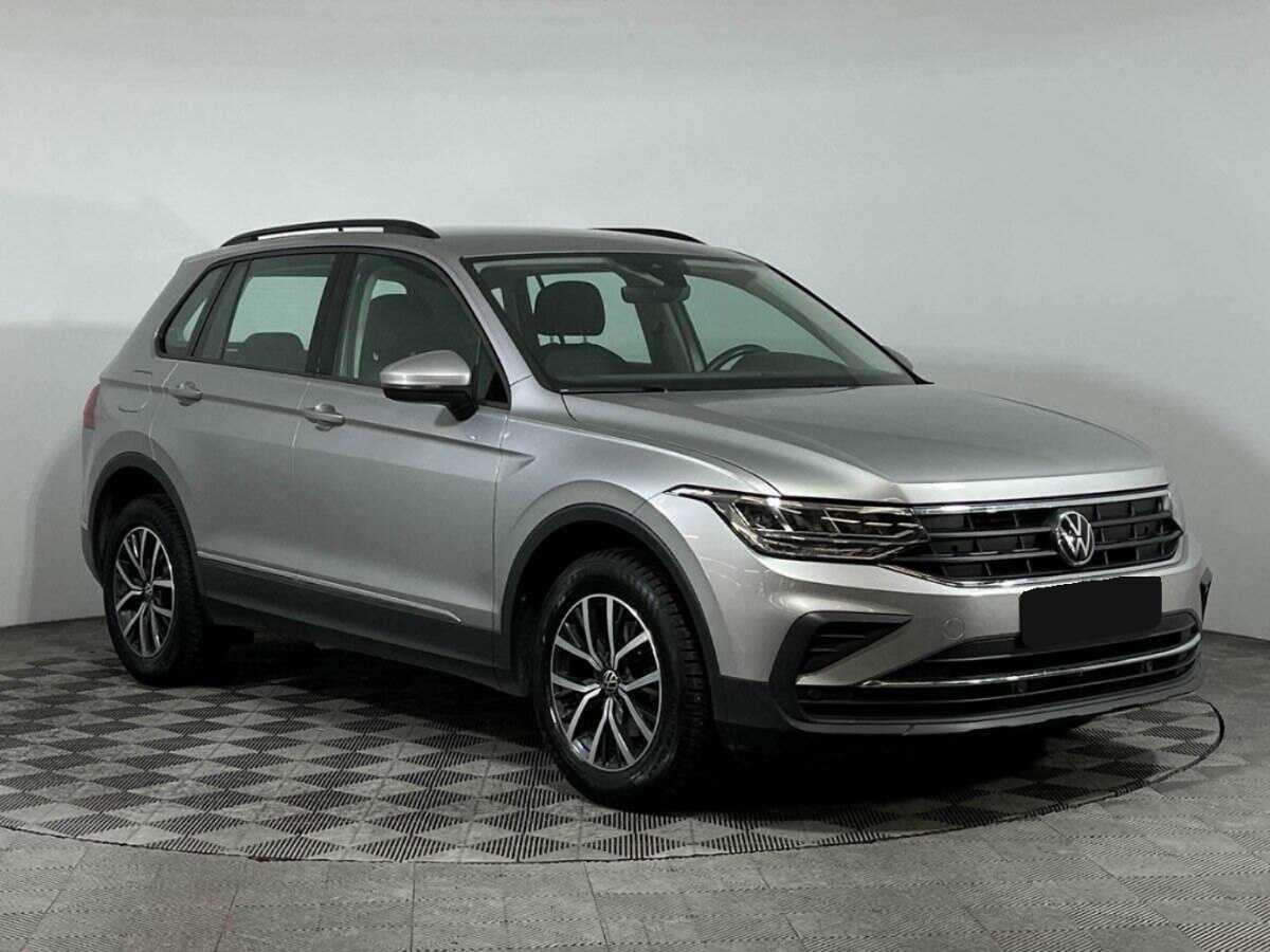 Купить Volkswagen Tiguan с пробегом. Фото: #2