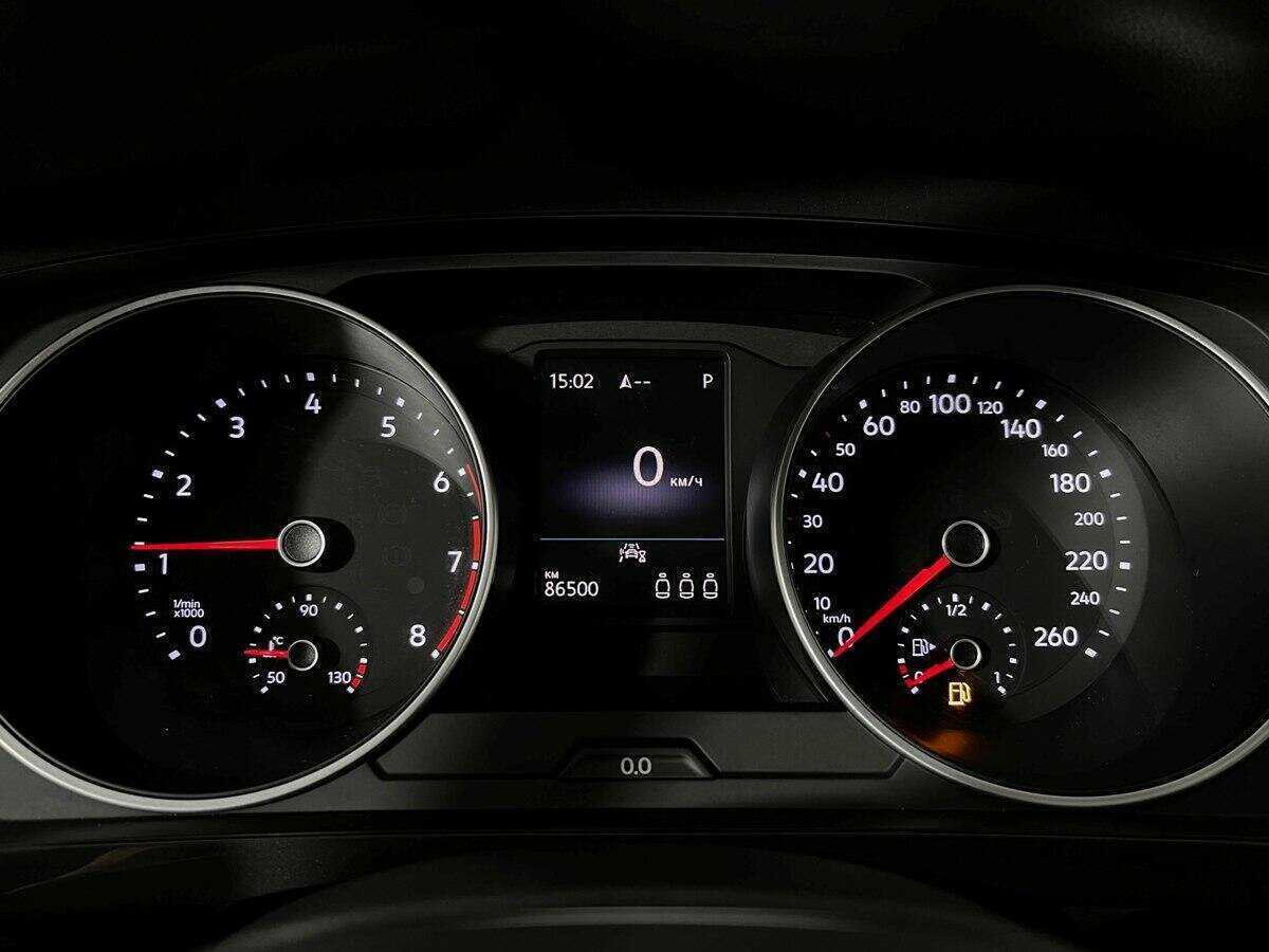 Купить Volkswagen Tiguan с пробегом. Фото: #10