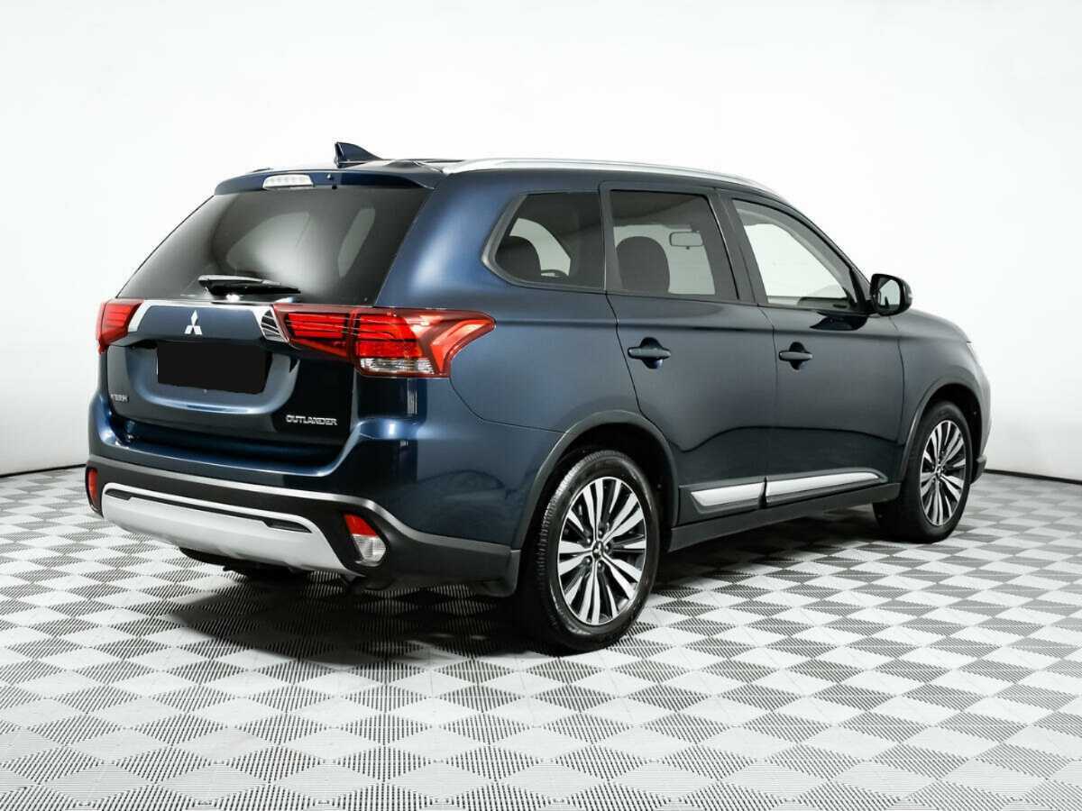 Купить Mitsubishi Outlander с пробегом. Фото: #3
