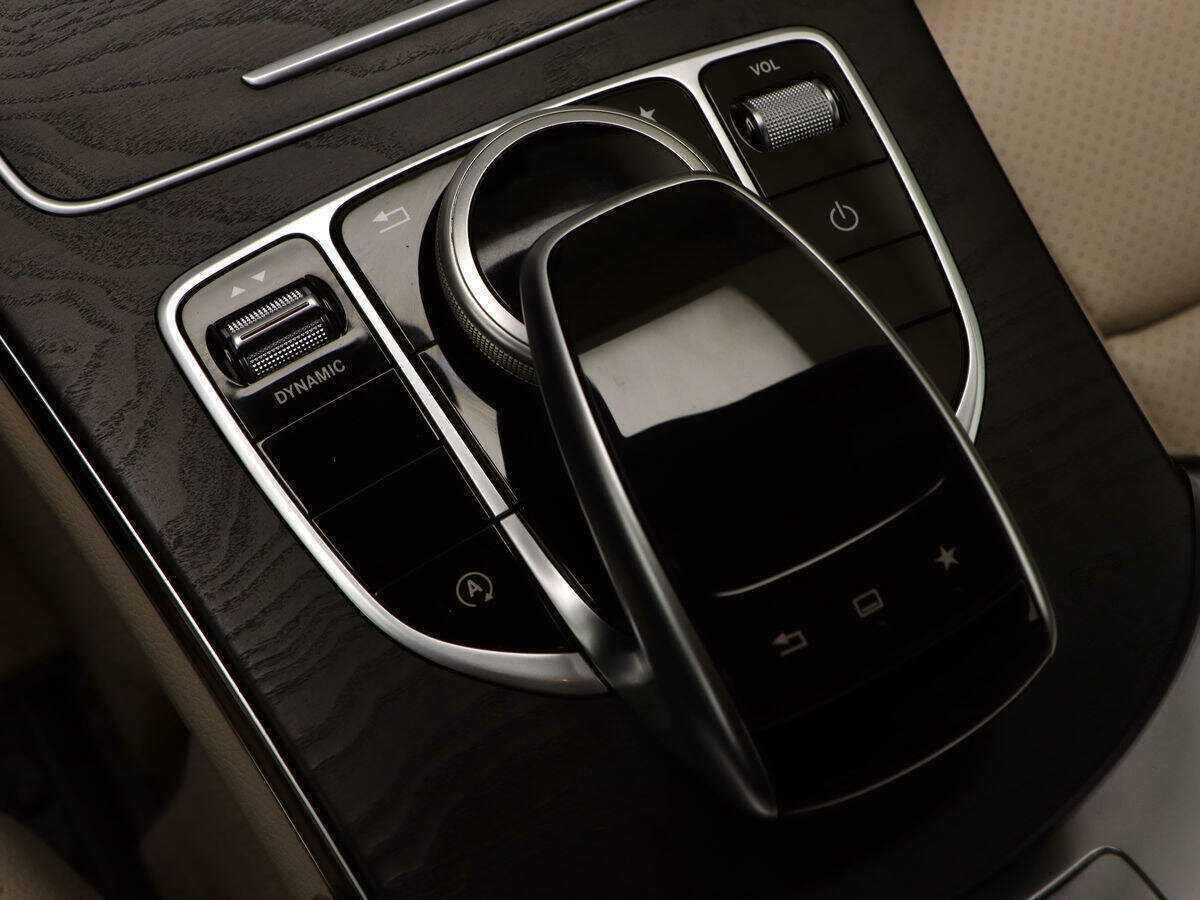 Купить Mercedes-Benz C-Класс с пробегом. Фото: #17
