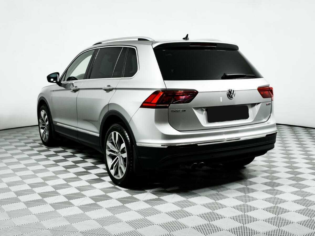 Купить Volkswagen Tiguan с пробегом. Фото: #6