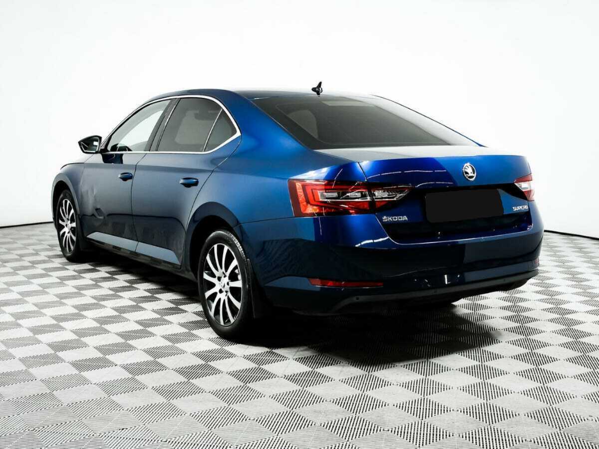 Купить Skoda Superb с пробегом. Фото: #6