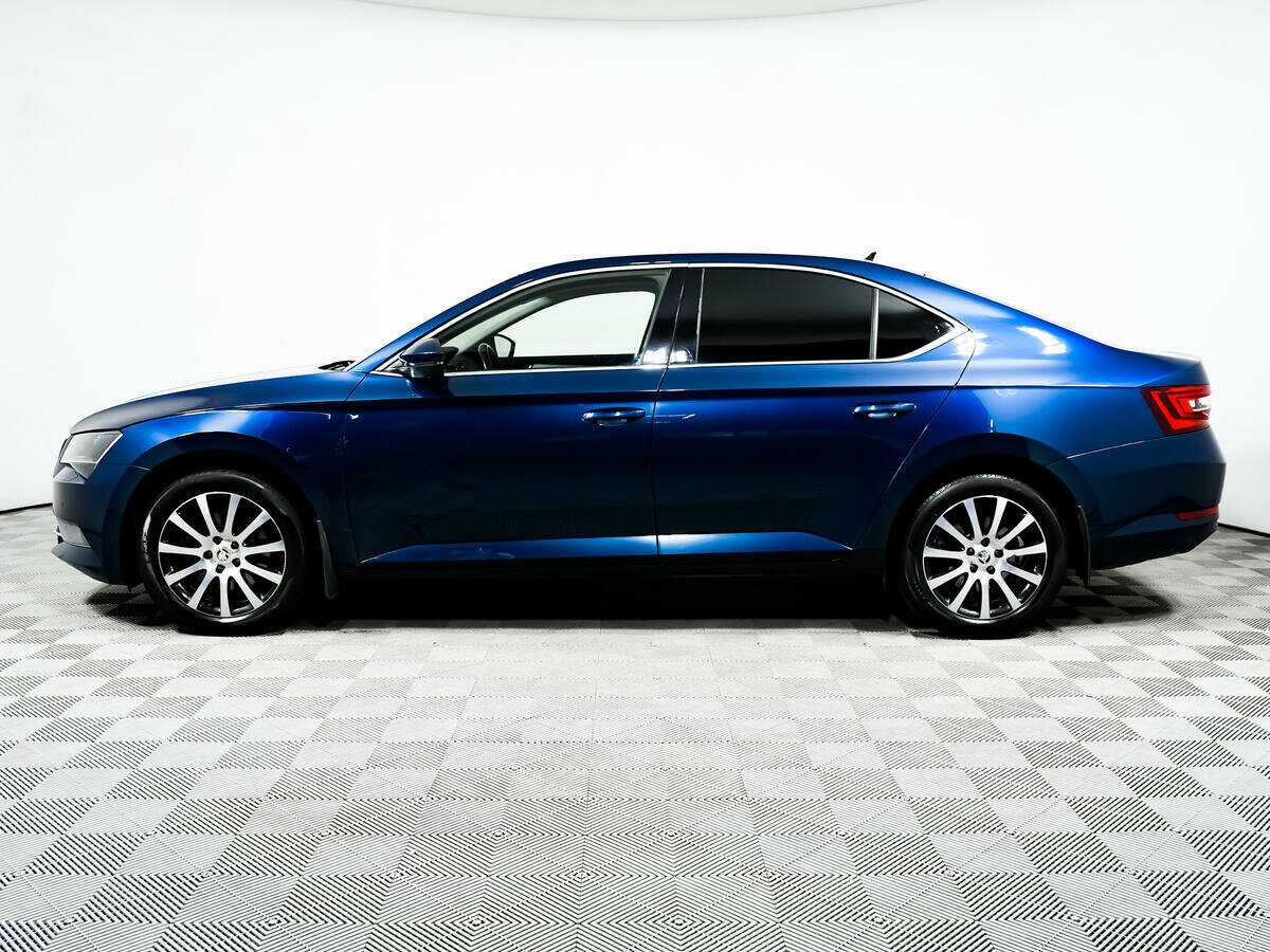 Купить Skoda Superb с пробегом. Фото: #7