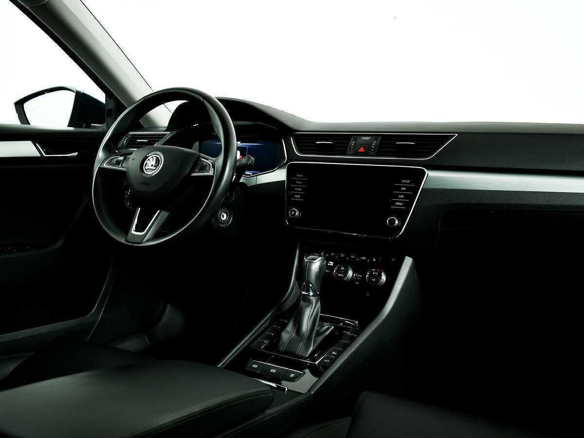 Купить Skoda Superb с пробегом. Фото: #8