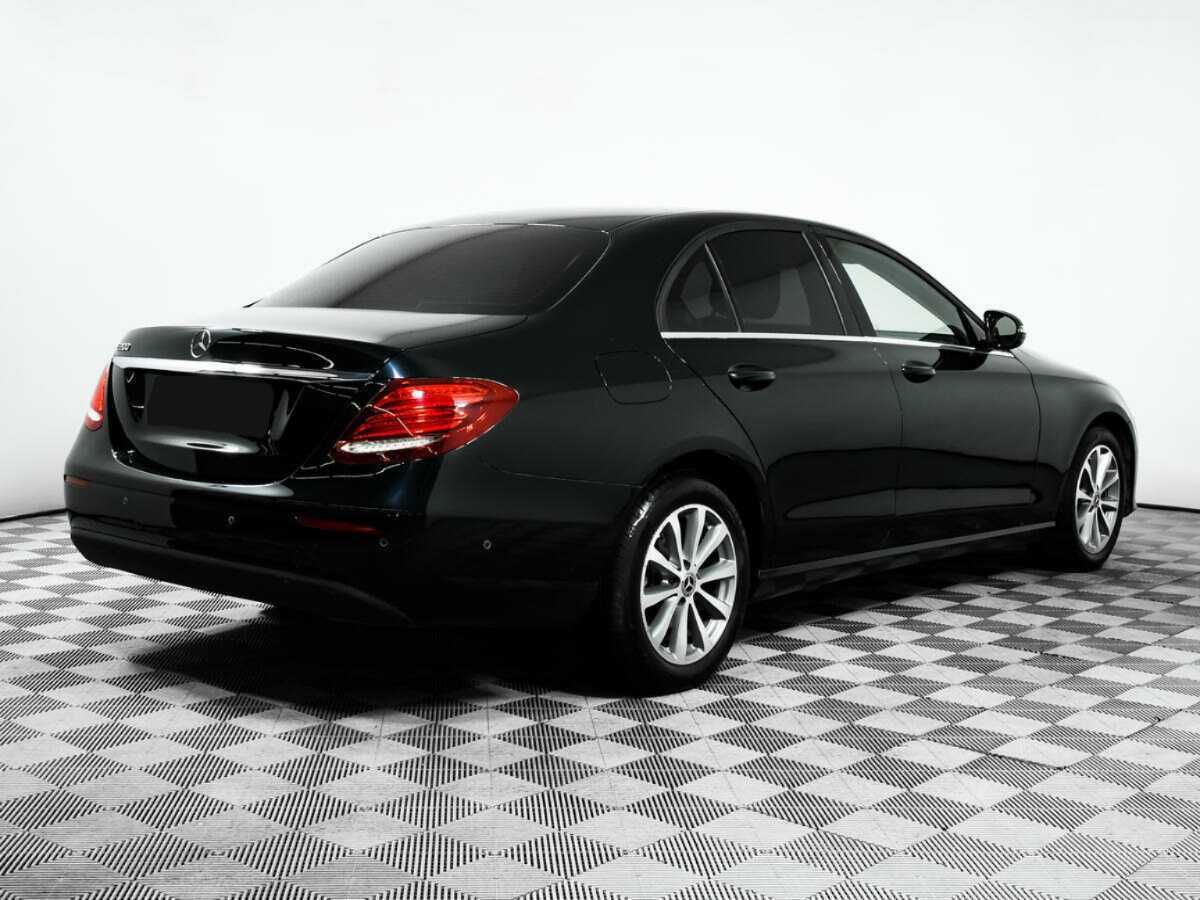 Купить Mercedes-Benz E-Класс с пробегом. Фото: #4