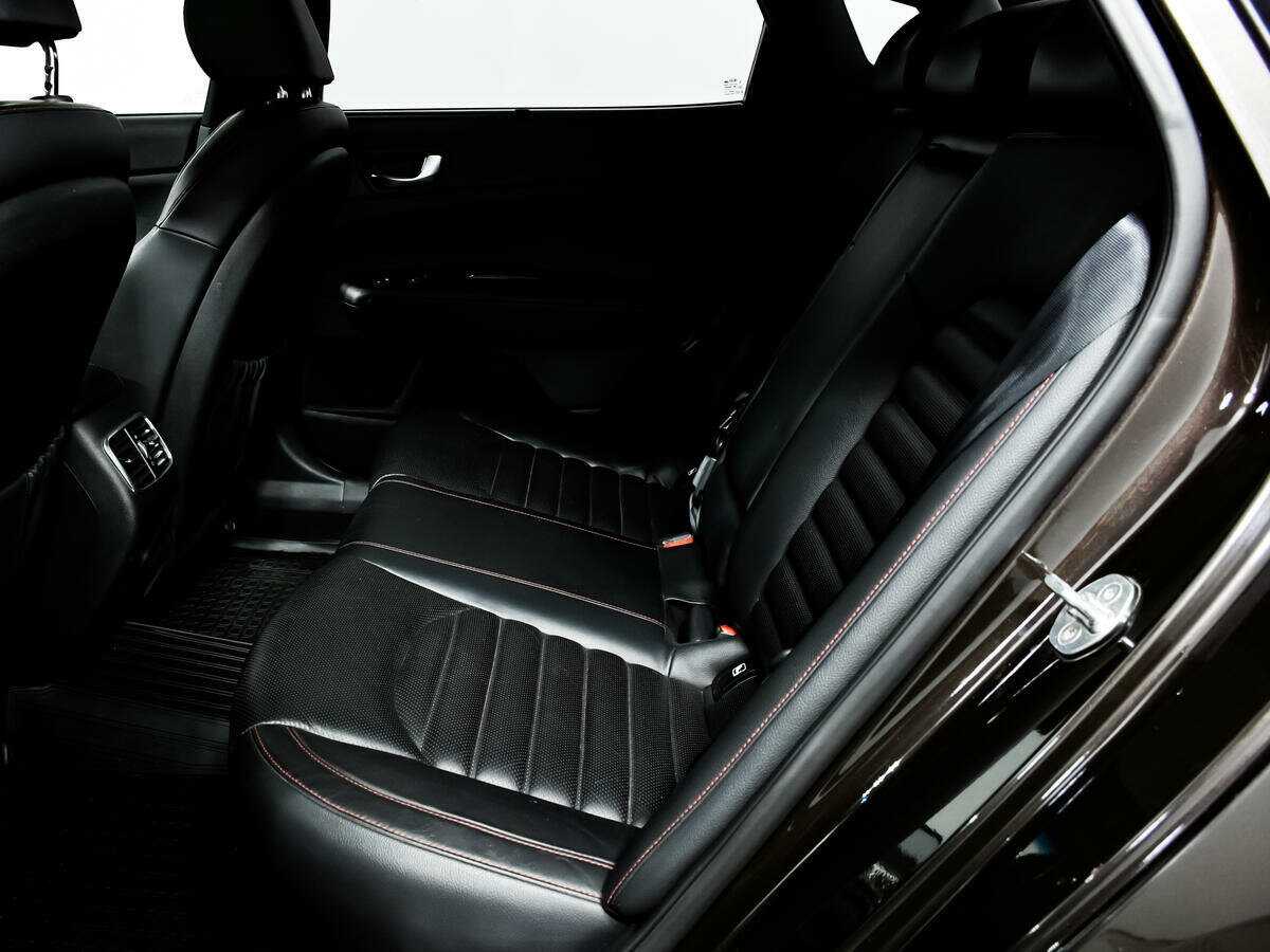 Купить Kia Optima с пробегом. Фото: #11