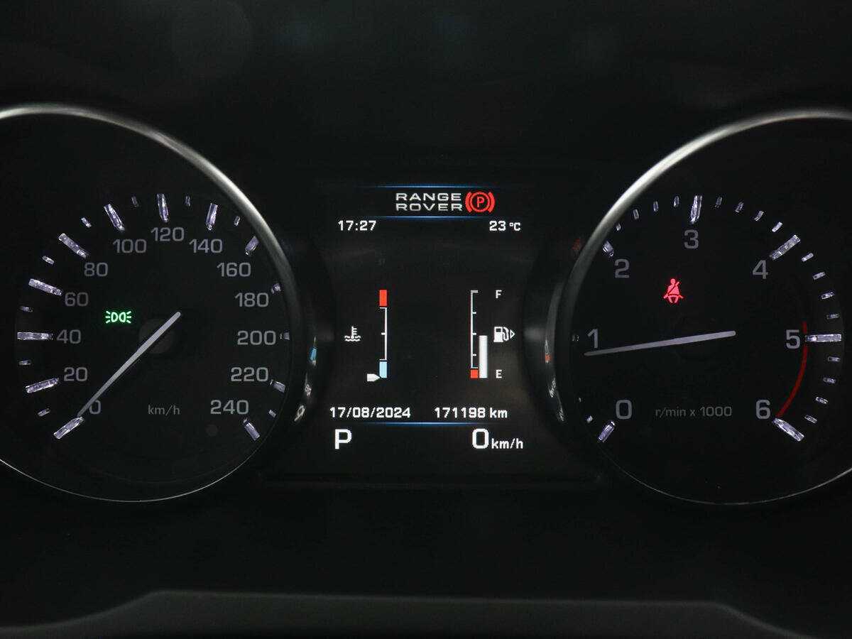 Купить Land Rover Range Rover Evoque с пробегом. Фото: #10