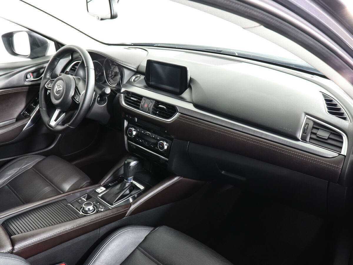Купить Mazda 6 с пробегом. Фото: #9