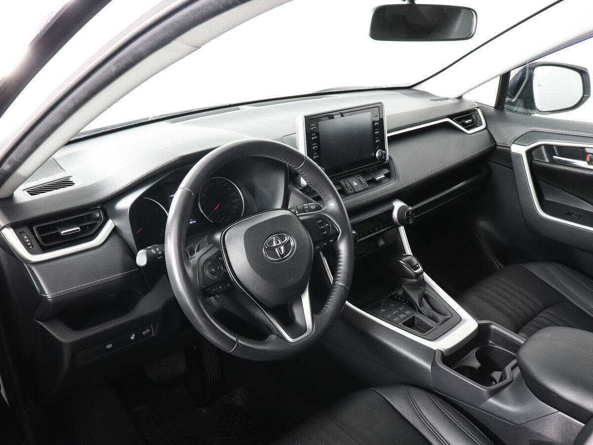 Купить Toyota RAV4 с пробегом. Фото: #7