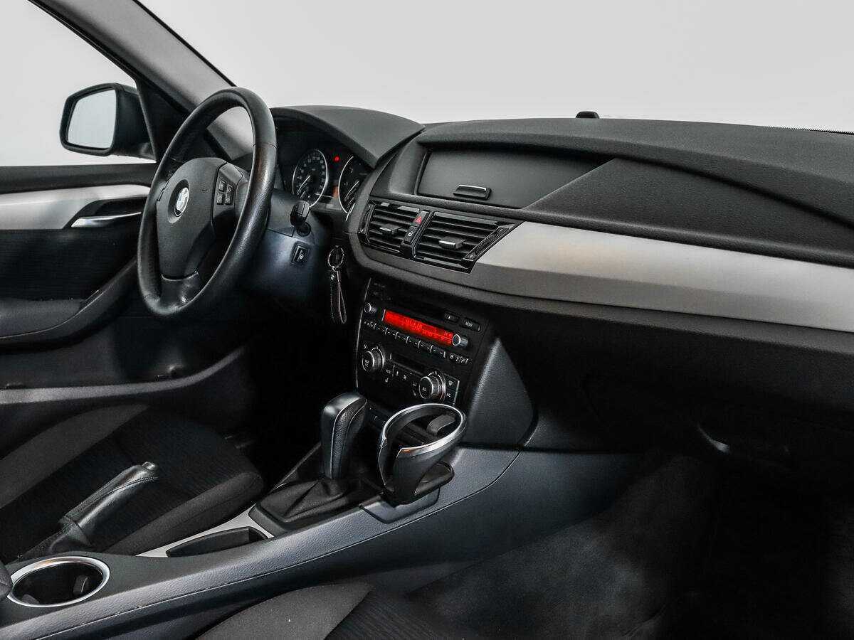 Купить BMW X1 с пробегом. Фото: #11