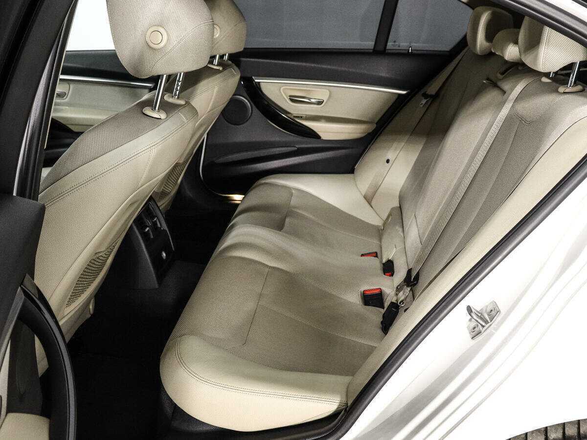 Купить BMW 3 серии с пробегом. Фото: #9